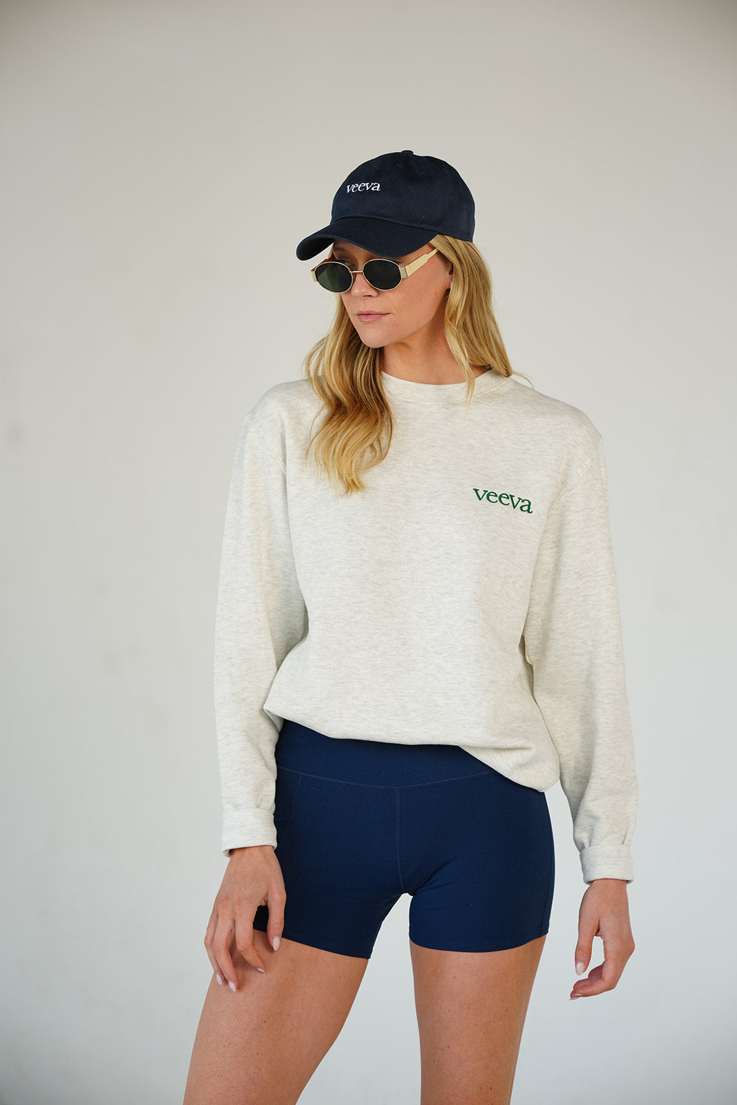 veeva Crewneck Sweatshirt